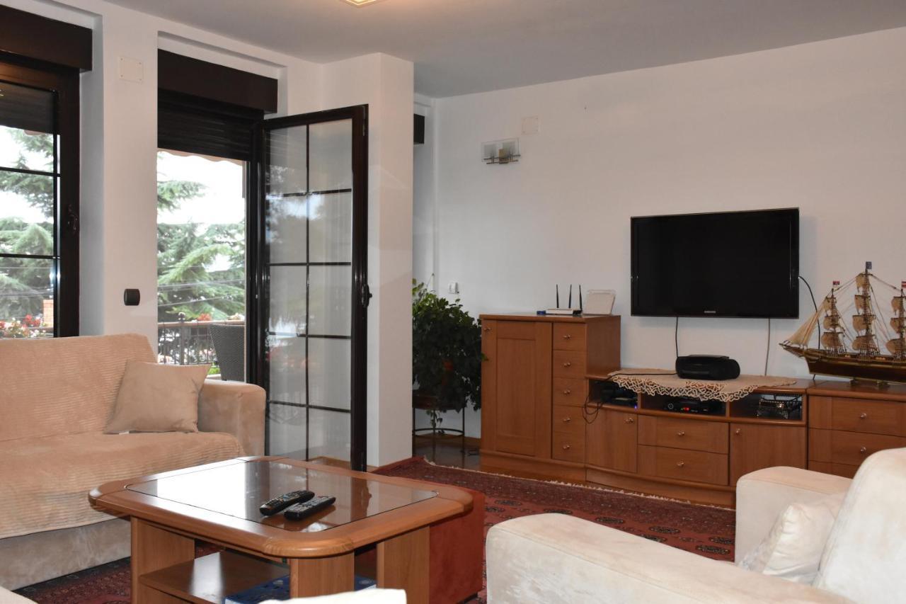 Bache Apartments Охрид Екстер'єр фото